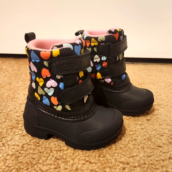 Carter's Other - Carter's Baby Girl or Toddler Snow Boots, size 4